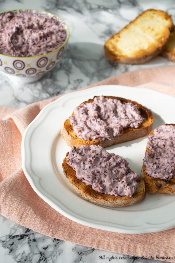 Crostini con crema di radicchio bimby