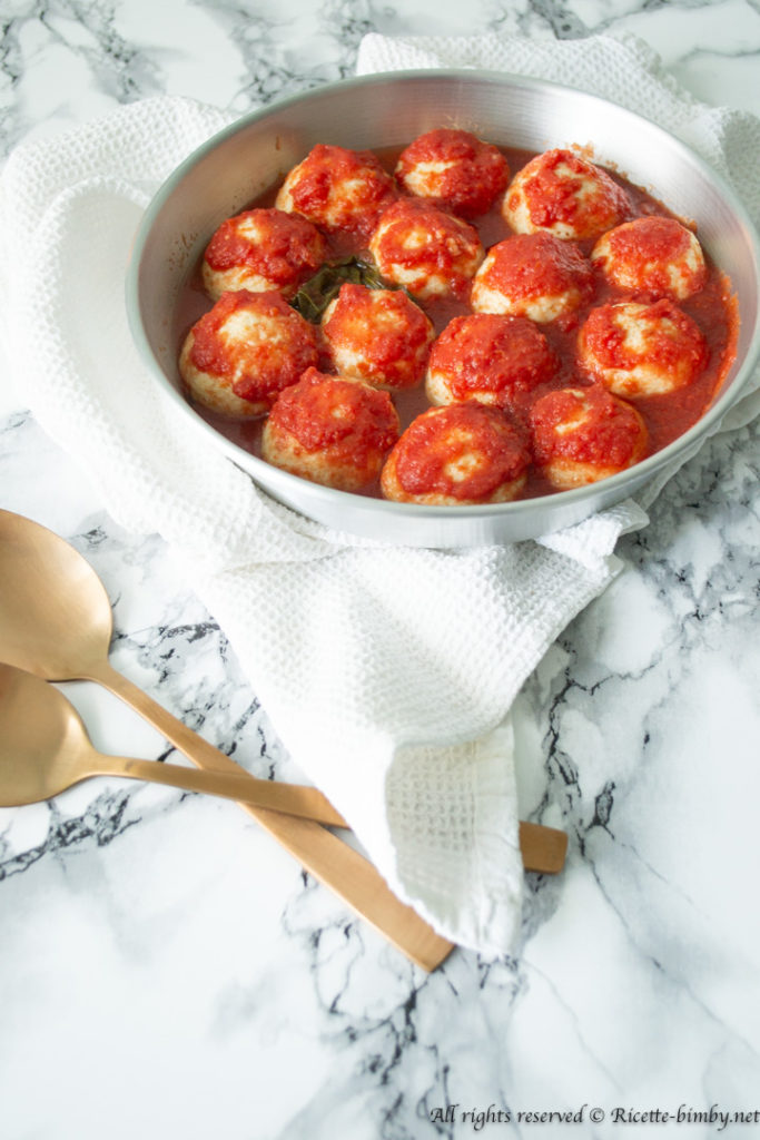Thermomix ricotta balls with sauce