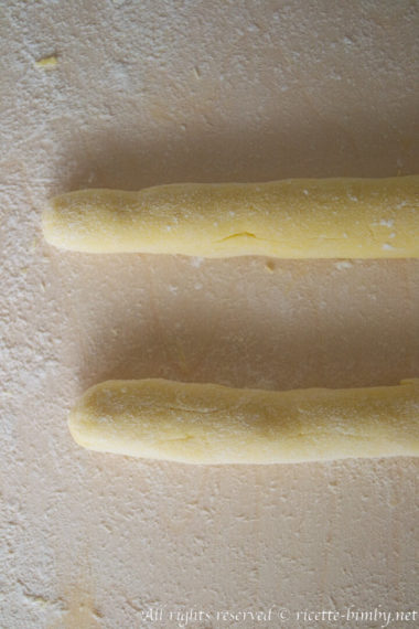 Castagnole alla ricotta bimby